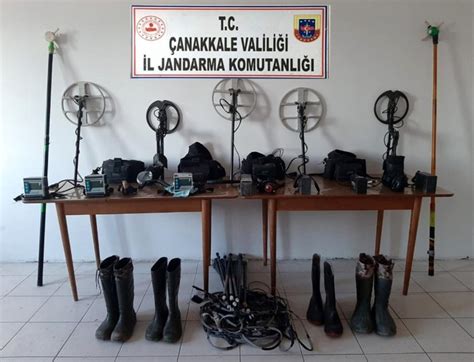 Ç­a­n­a­k­k­a­l­e­’­d­e­ ­d­e­f­i­n­e­ ­a­v­c­ı­l­a­r­ı­n­a­ ­s­u­ç­ü­s­t­ü­ ­o­p­e­r­a­s­y­o­n­:­ ­1­7­ ­g­ö­z­a­l­t­ı­